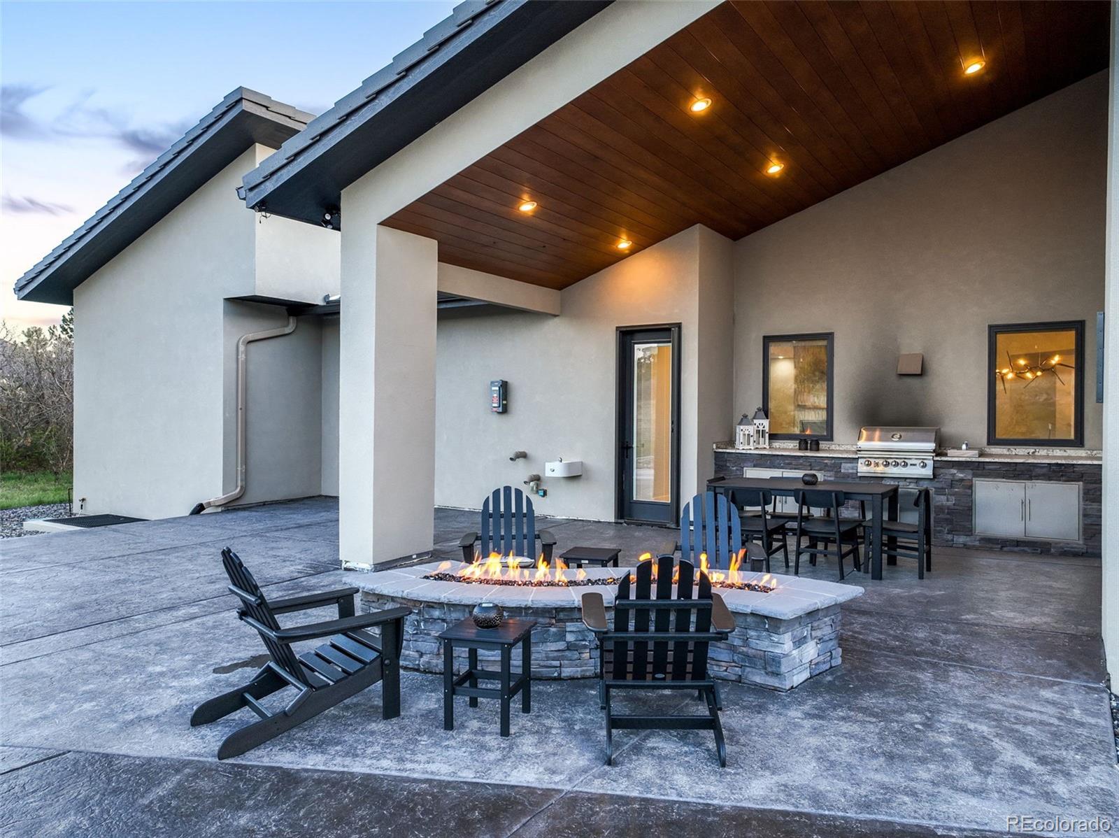 3585 Meadow Run Circle