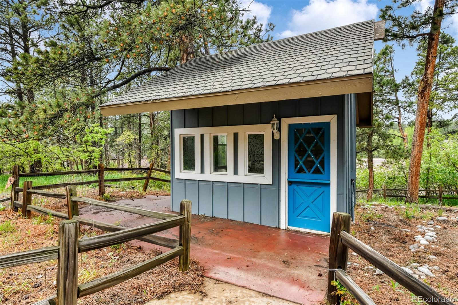 19070 White Fawn Drive