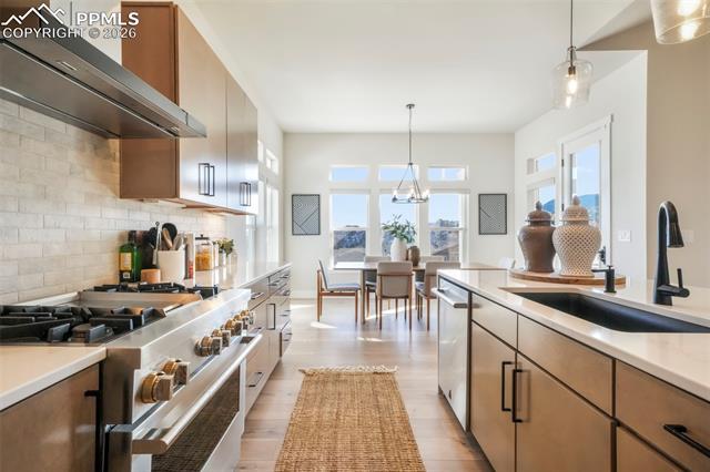 4727 Horse Trader Place