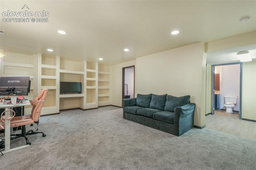6275 Silverado Trail