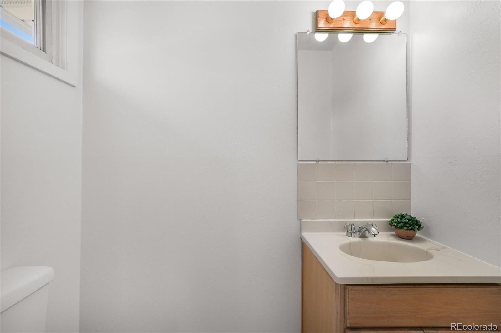 1860 Northview Drive