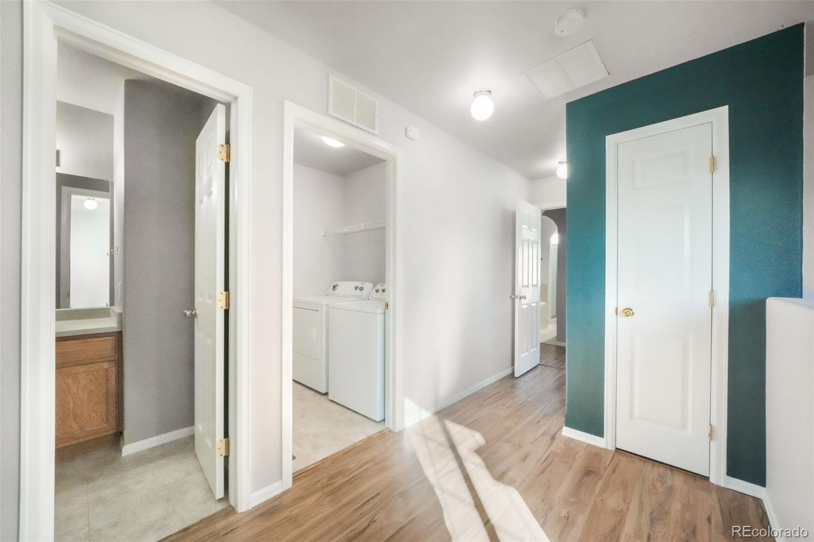 812 Hailey Glenn View