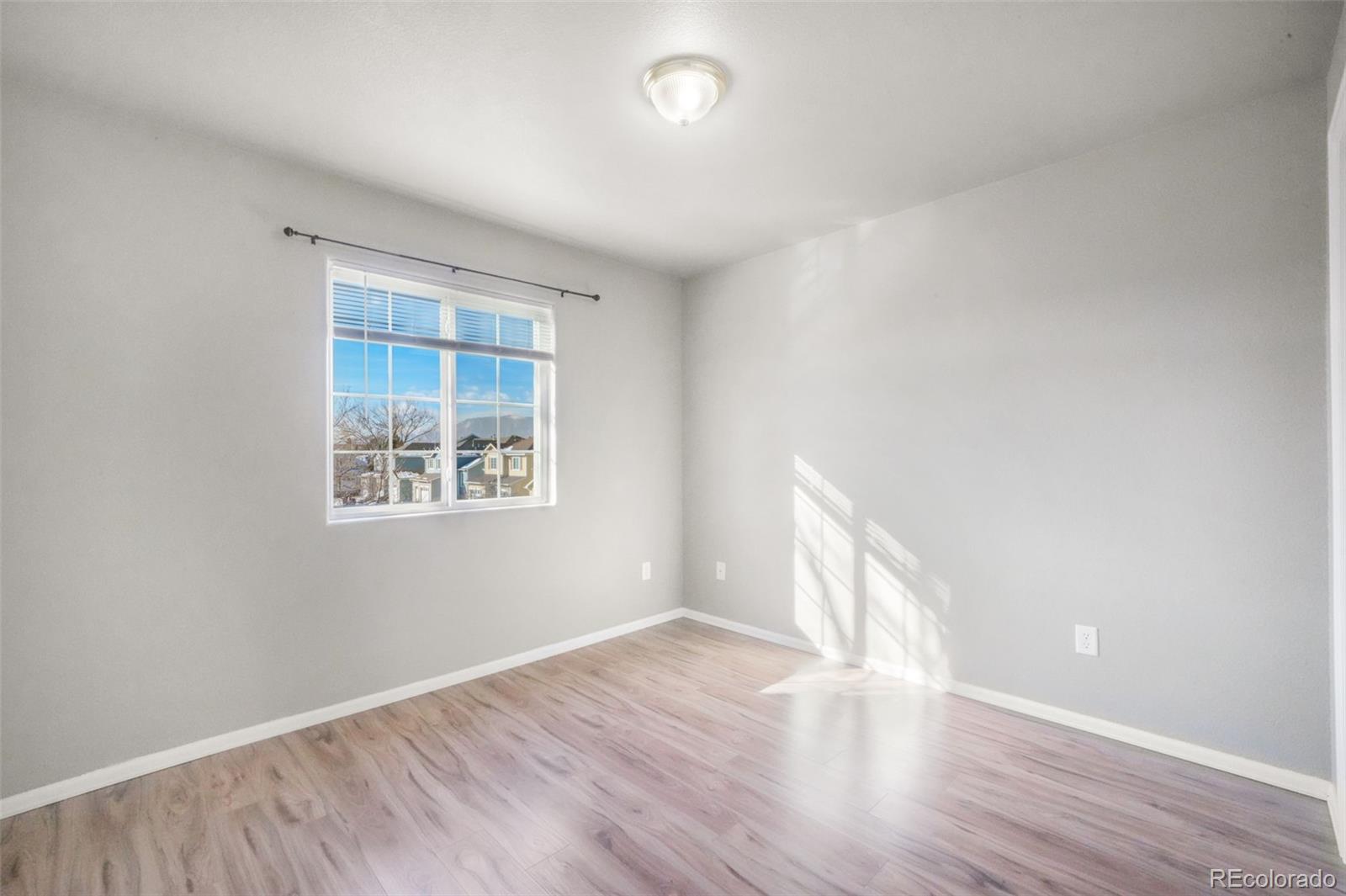 812 Hailey Glenn View