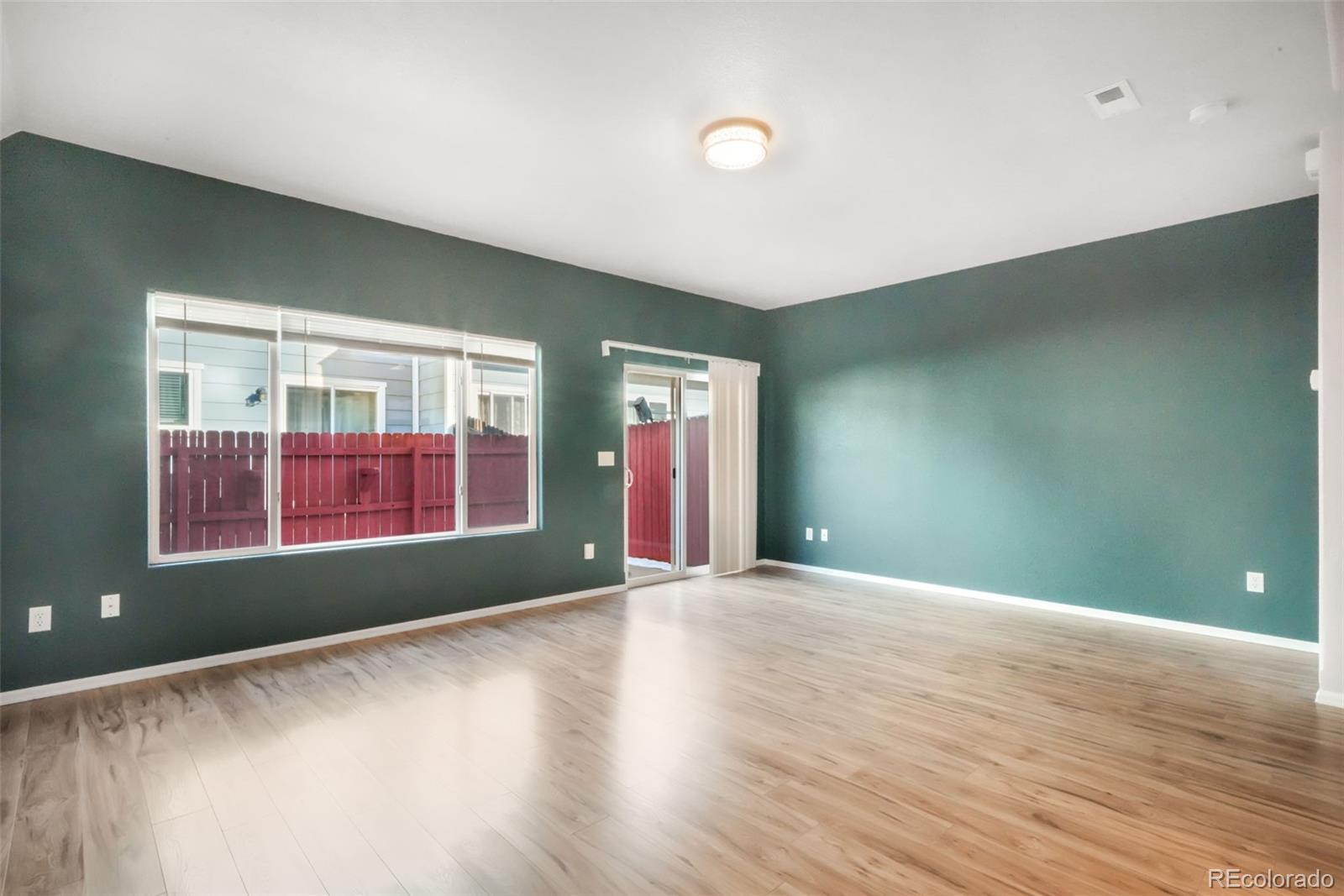 812 Hailey Glenn View