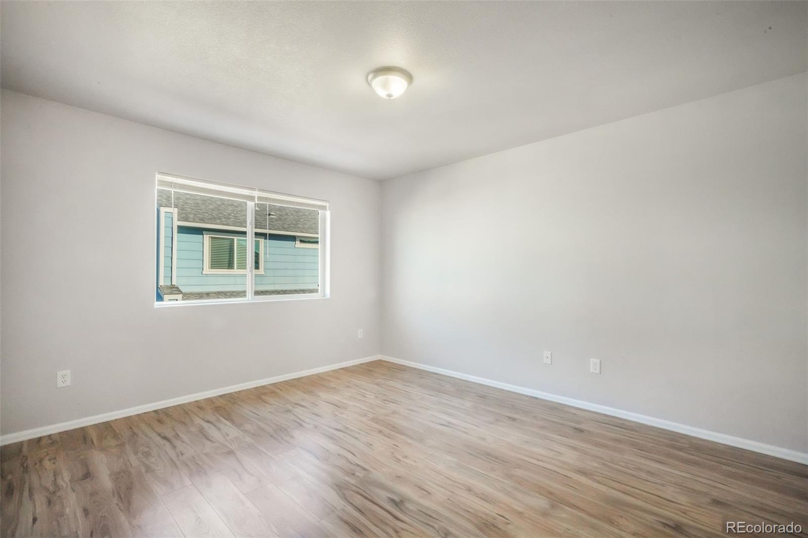 812 Hailey Glenn View