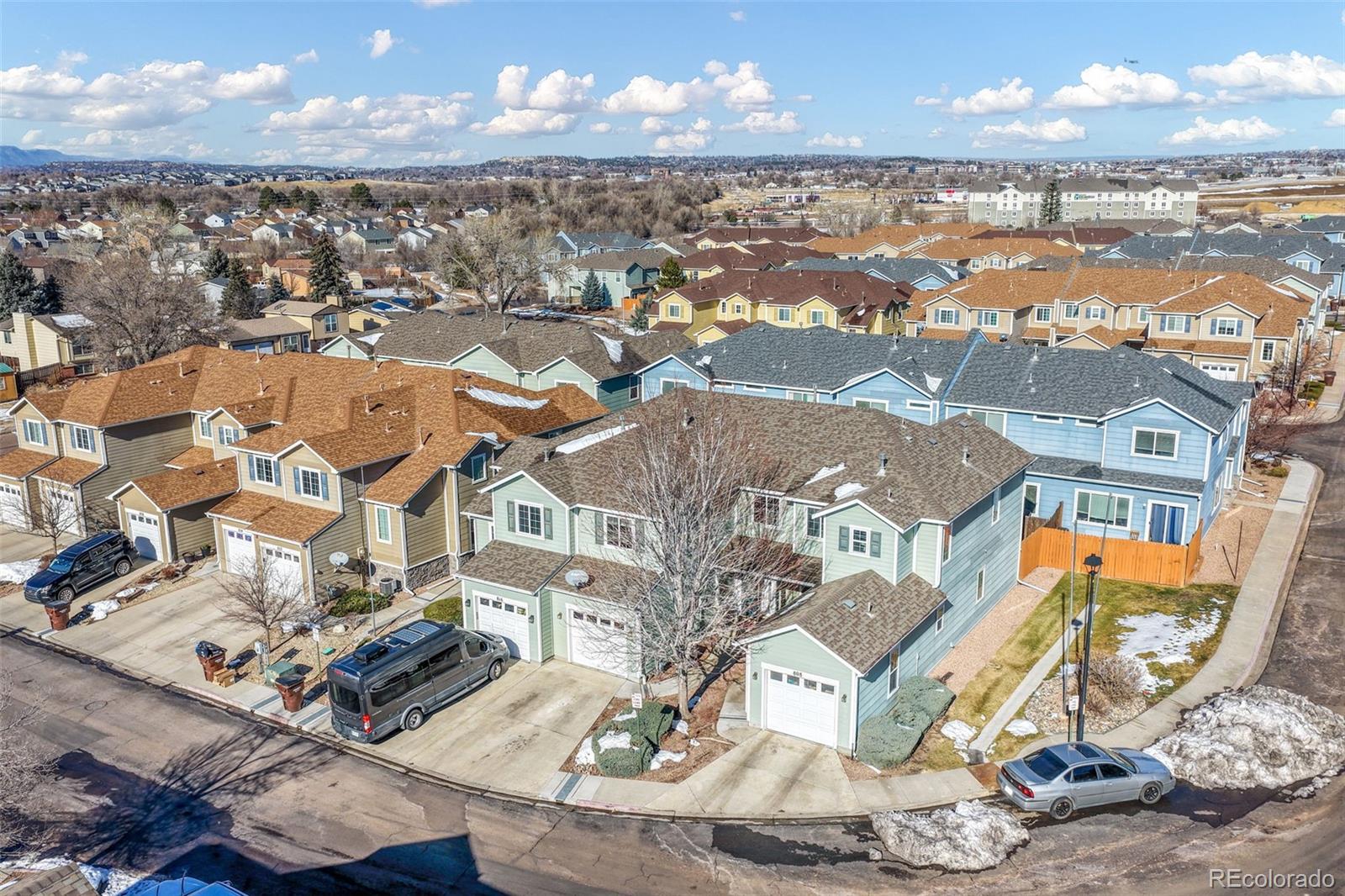 812 Hailey Glenn View