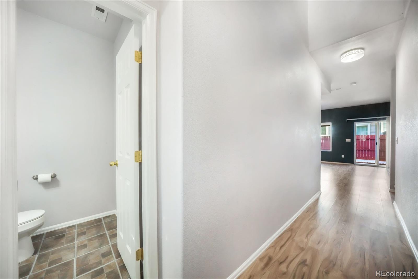 812 Hailey Glenn View