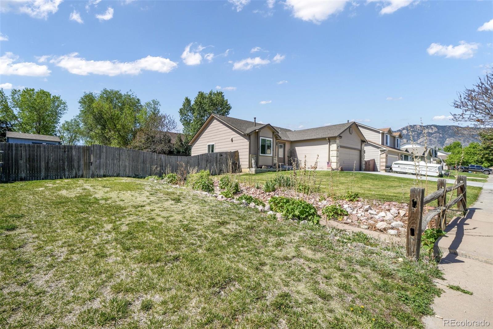 1643 S Canoe Creek Drive