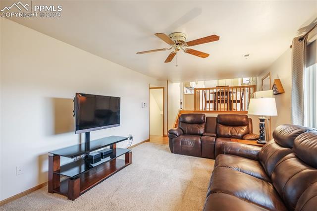 5212 Escapardo Way