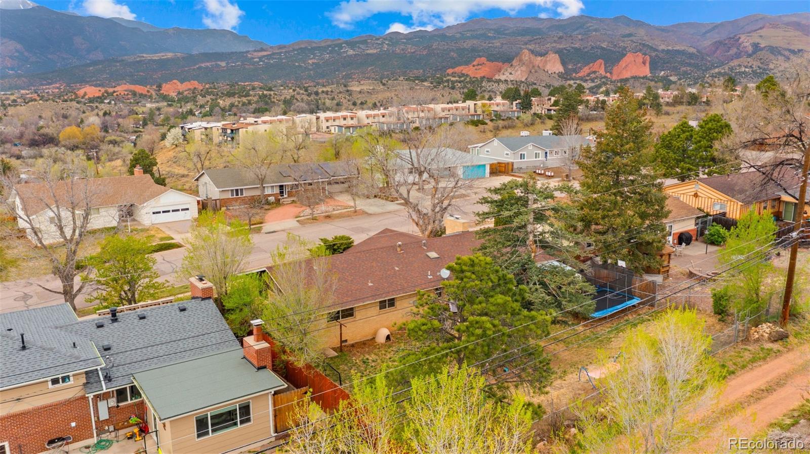 825 Panorama Drive