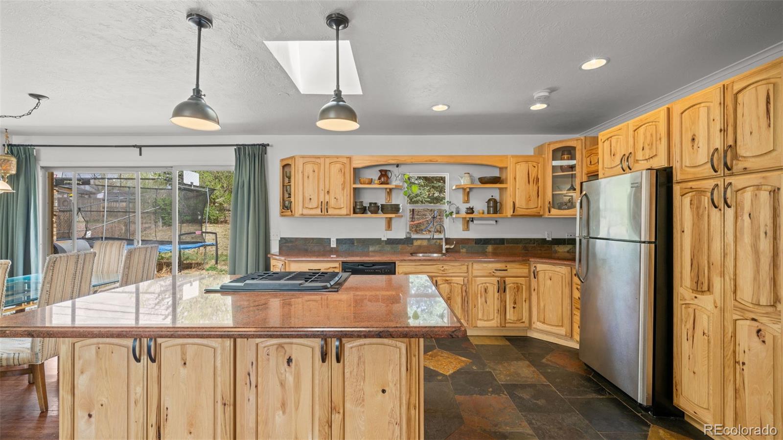 825 Panorama Drive