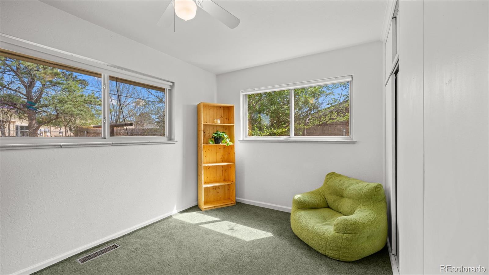825 Panorama Drive