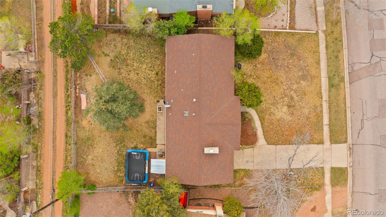 825 Panorama Drive