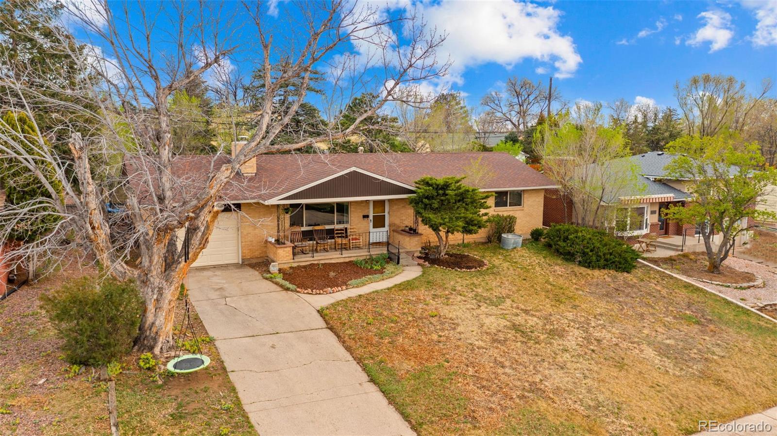825 Panorama Drive