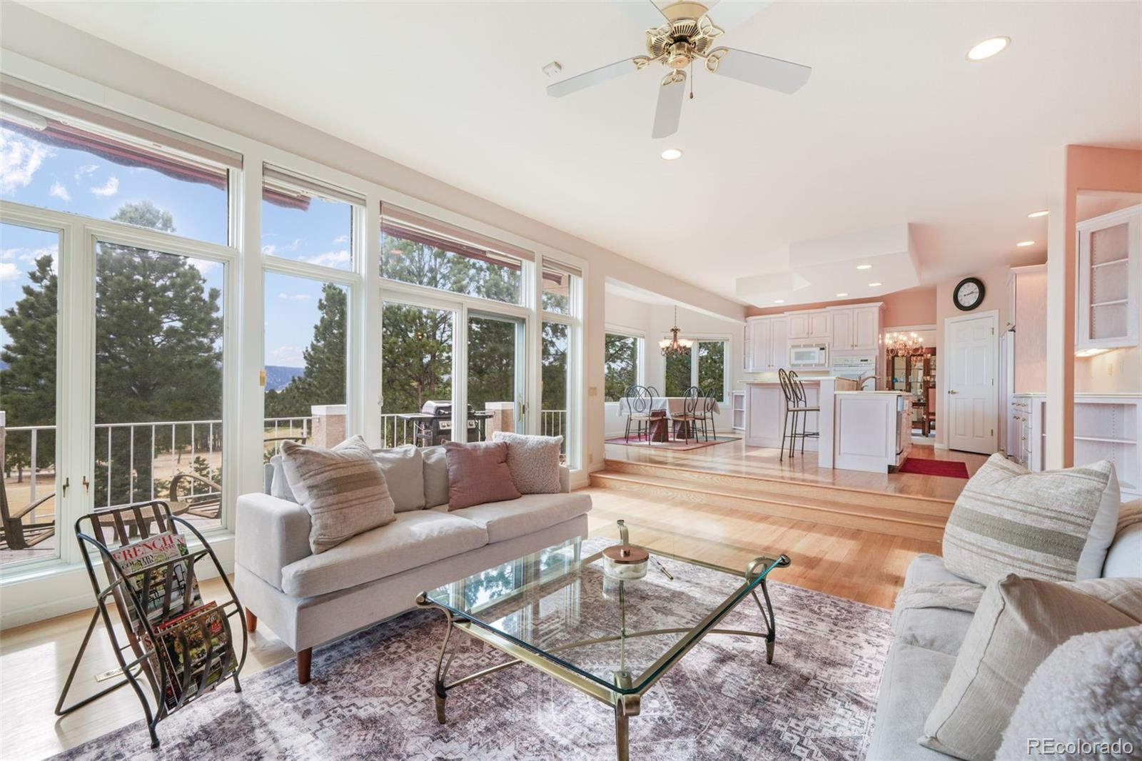 275 Tam O Shanter Way