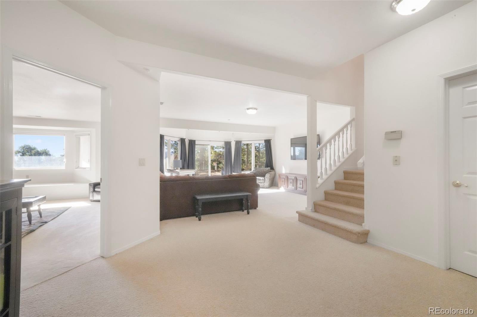 275 Tam O Shanter Way