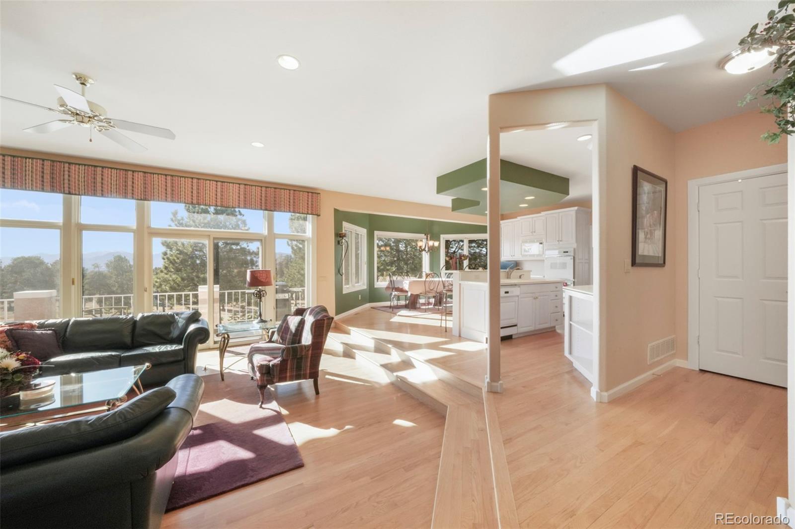 275 Tam O Shanter Way