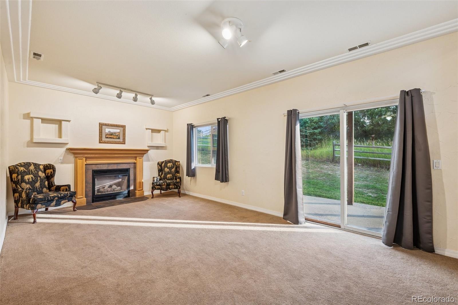 19396 Deerwood Circle