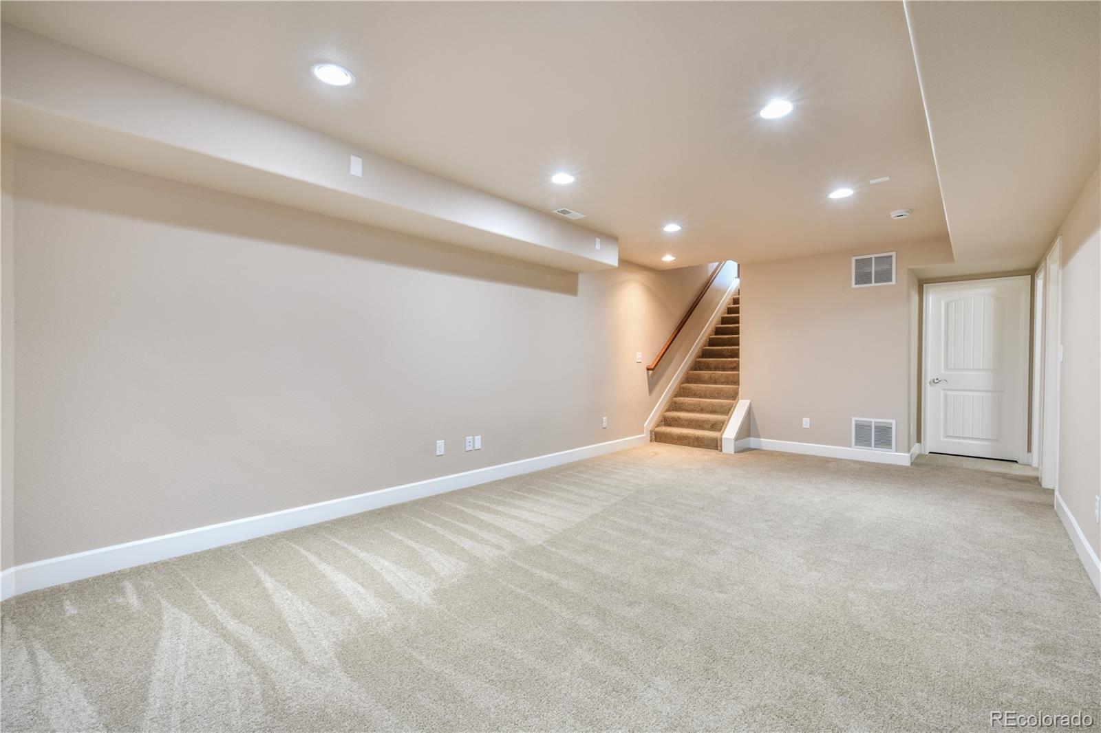 10484 Mile Post Loop