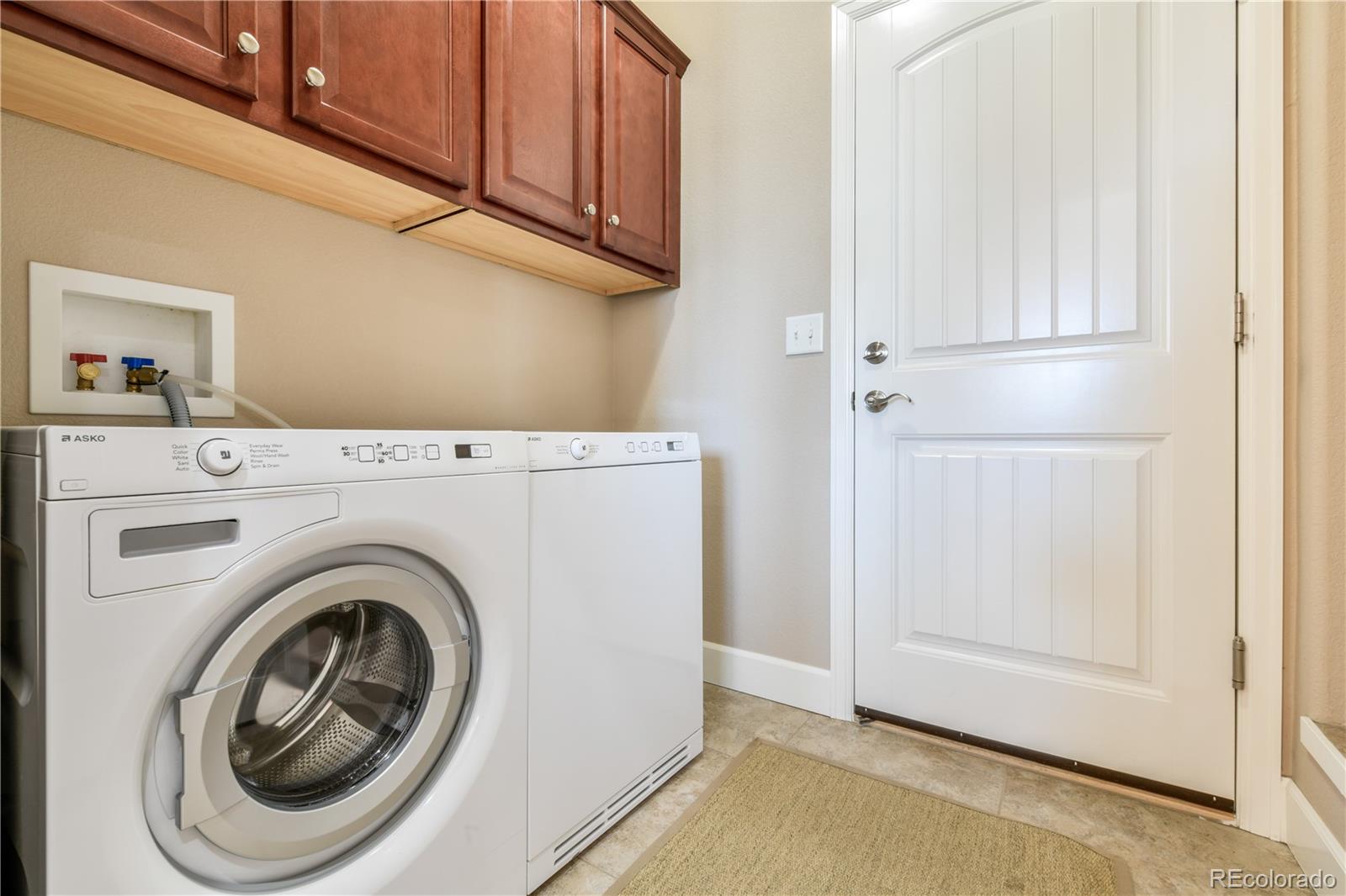 10484 Mile Post Loop