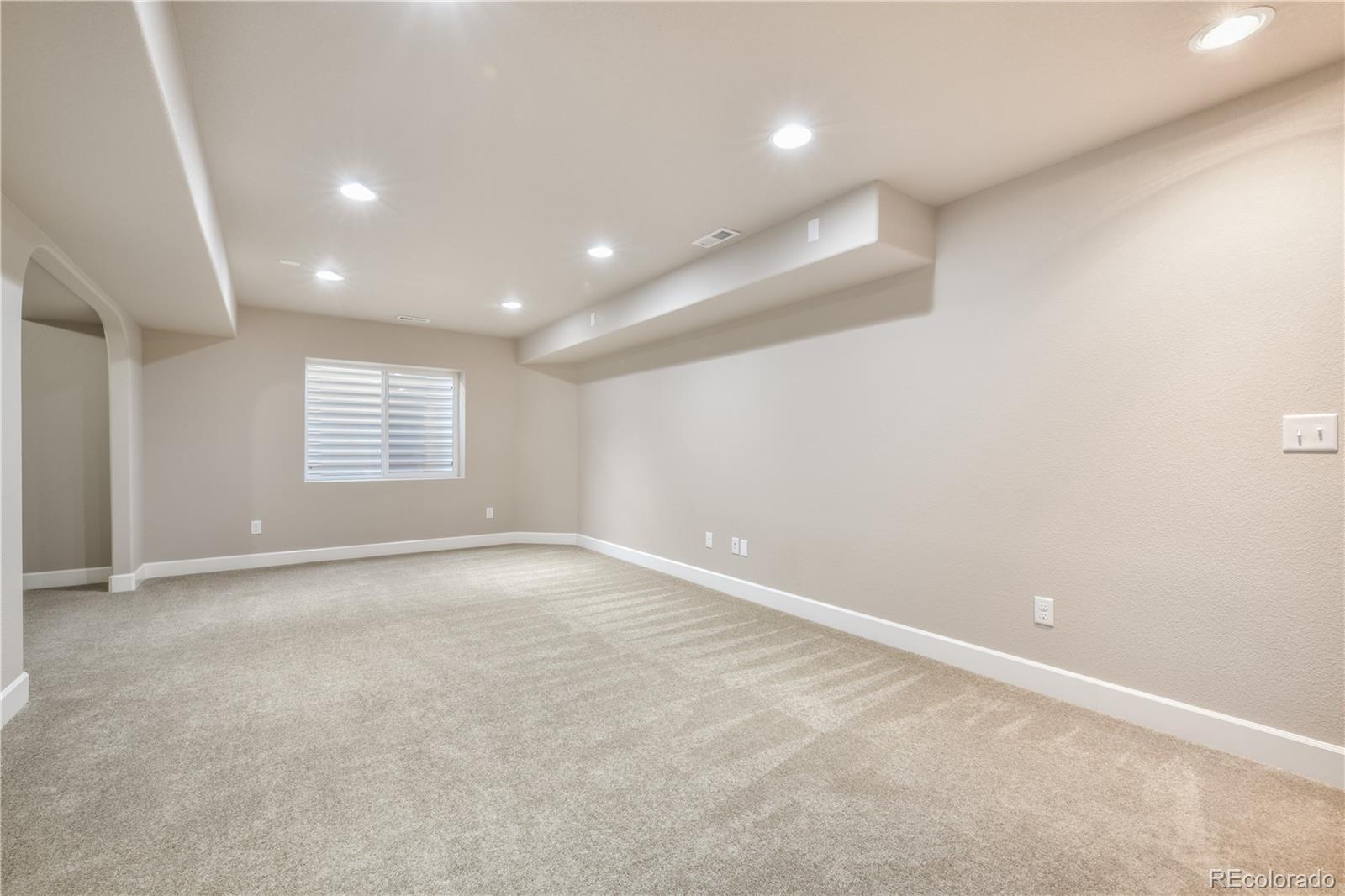 10484 Mile Post Loop