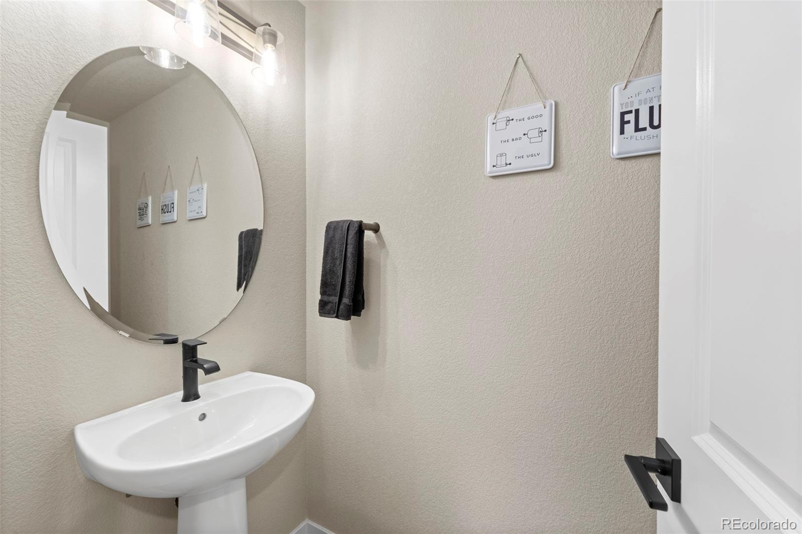 11456 Sanderling Street