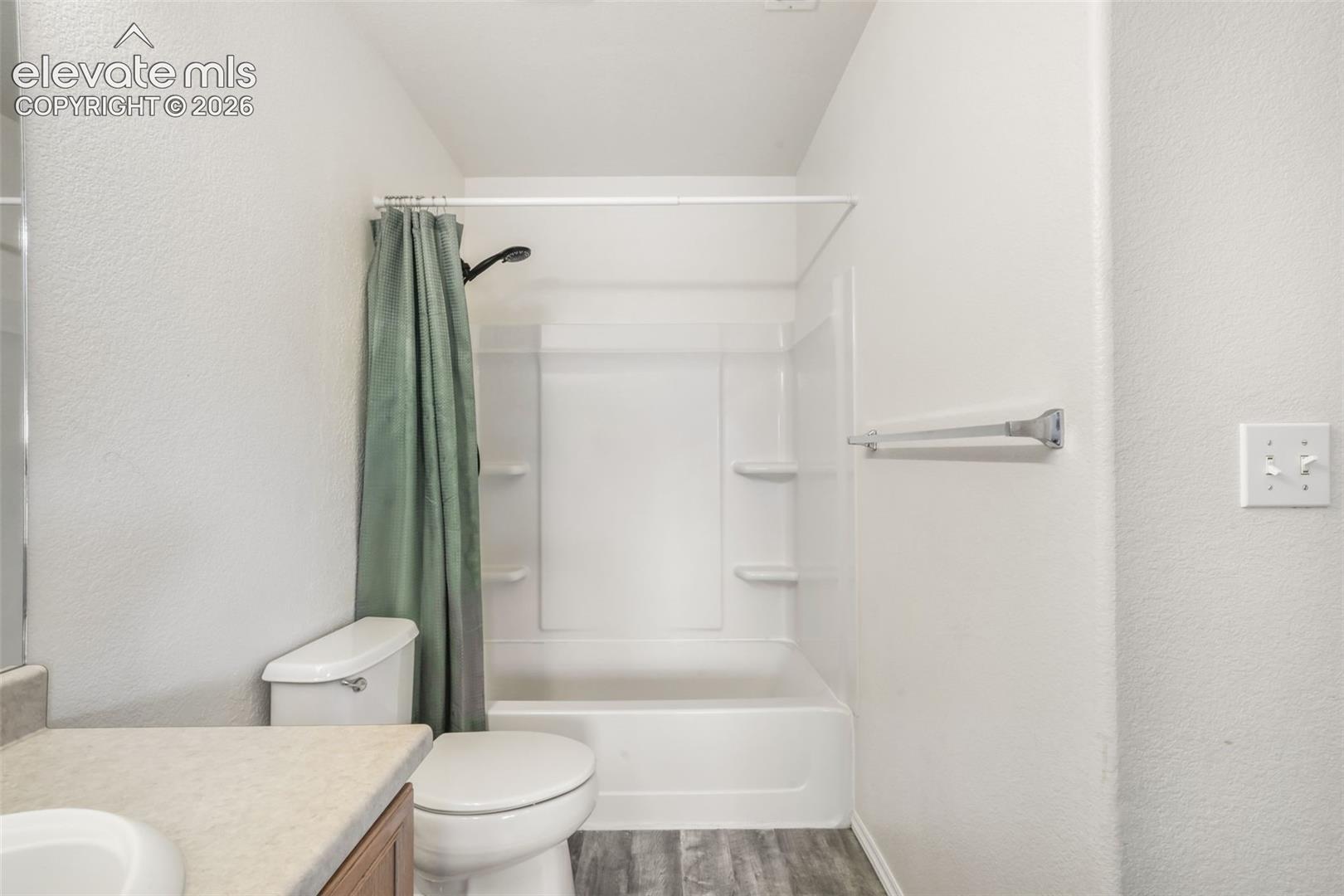 10513 Wells Point