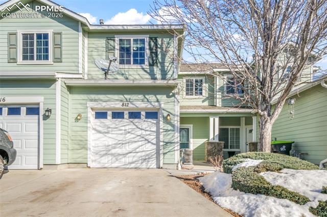 812 Hailey Glenn View