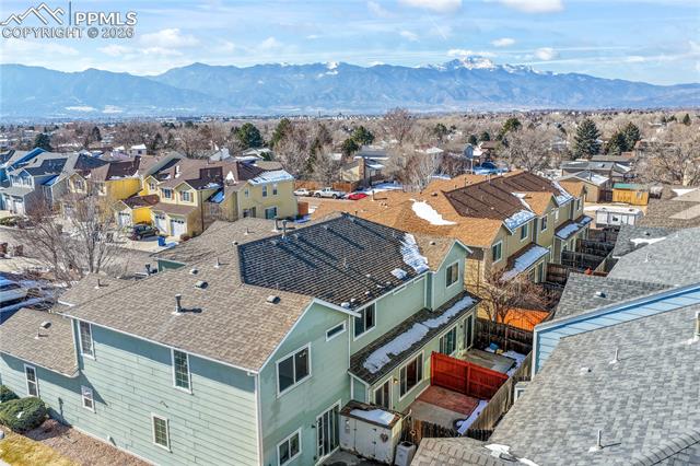 812 Hailey Glenn View