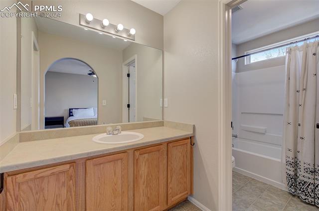 751 Hailey Glenn View