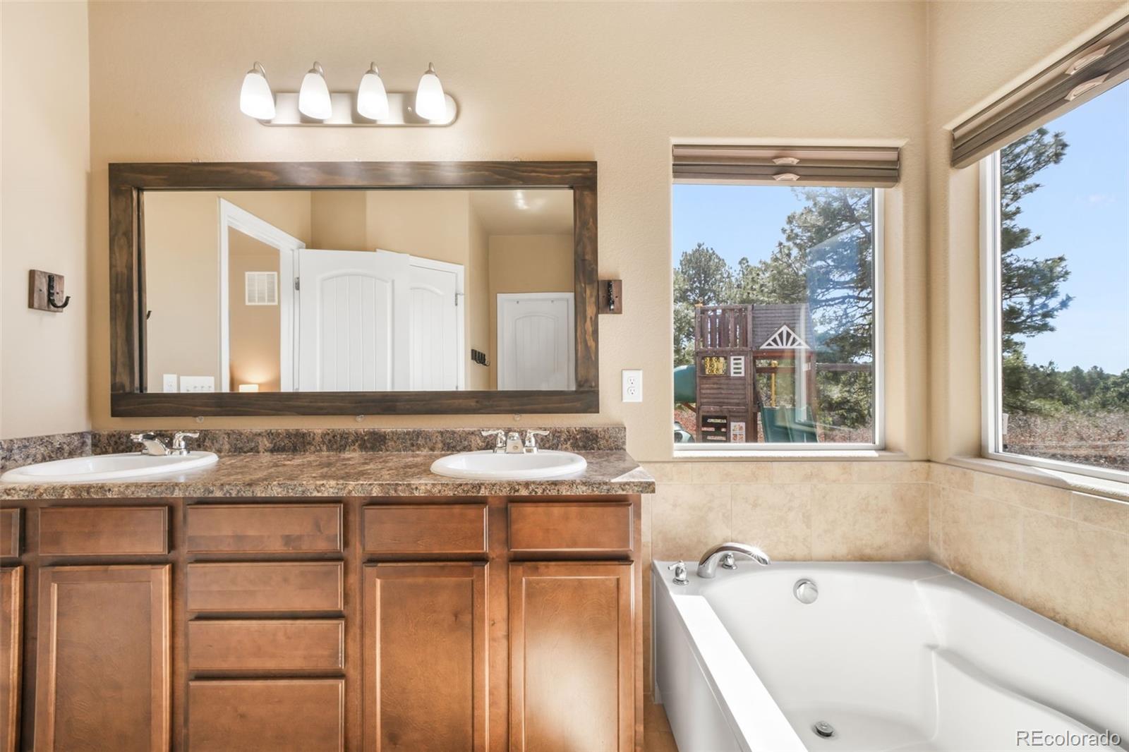 19793 Lindenmere Drive