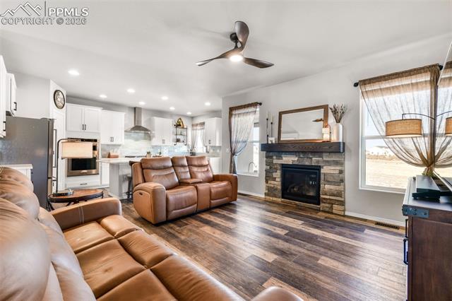 11211 Palmer Peak Place