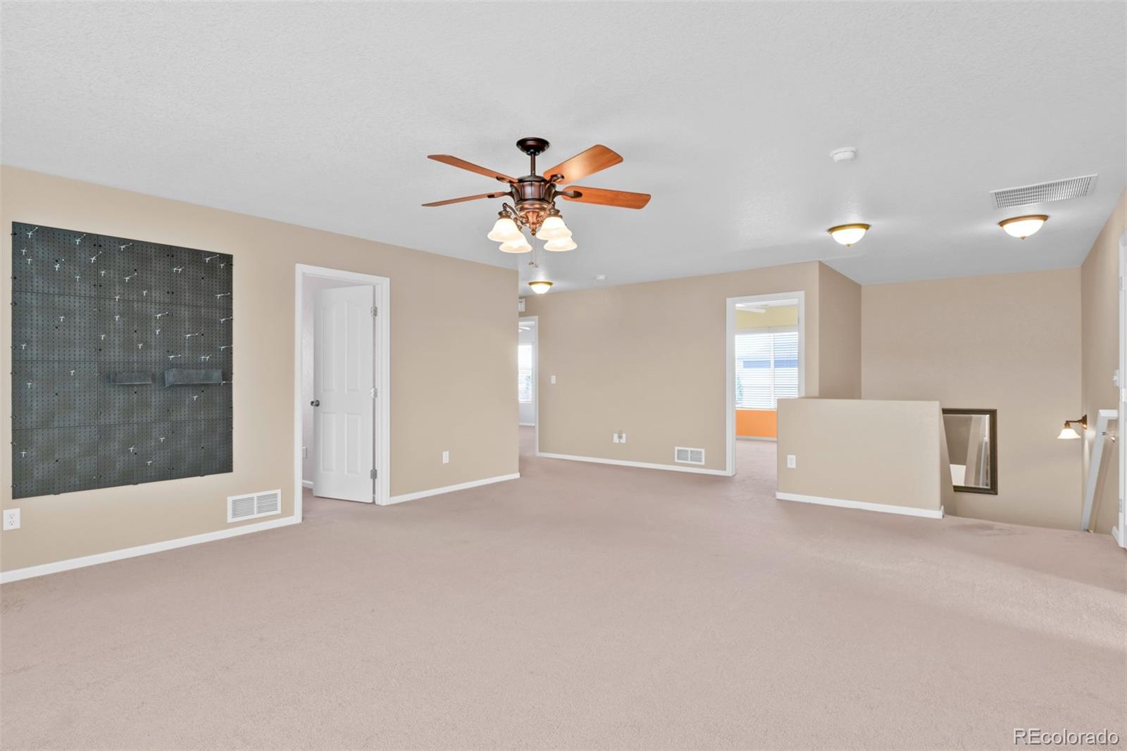 7861 Lantern Lane