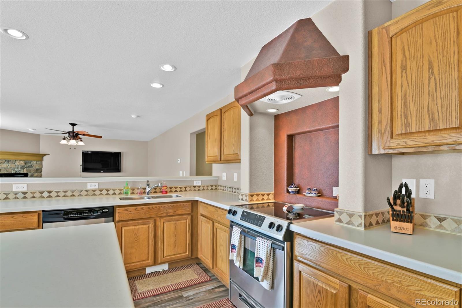 7861 Lantern Lane