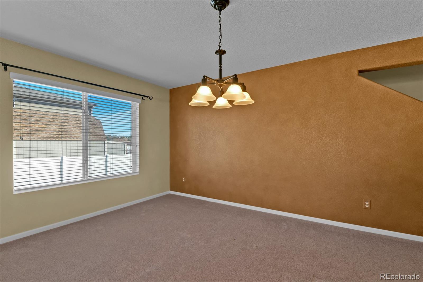 7861 Lantern Lane