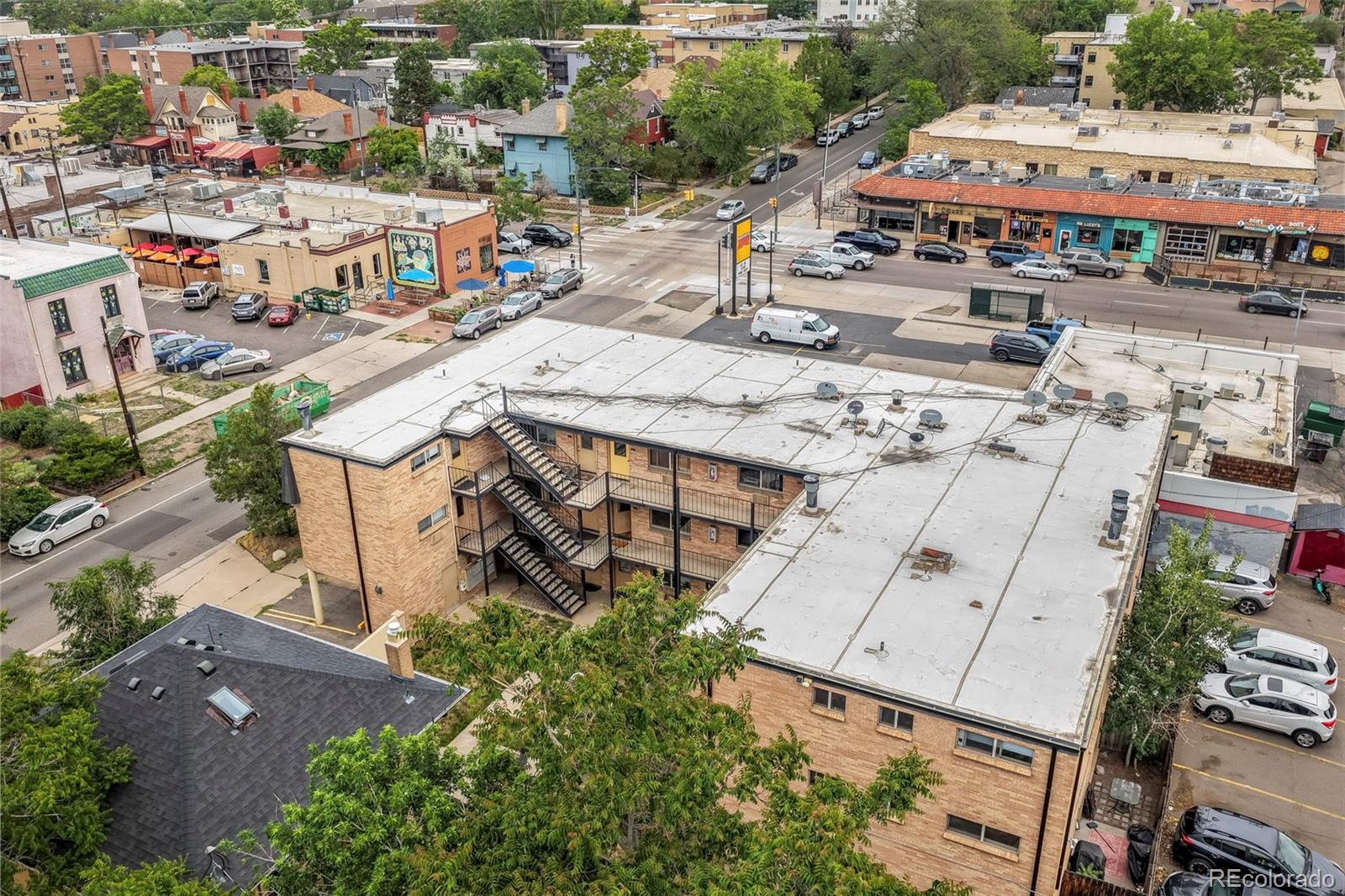 558 N Washington Street Unit: 203