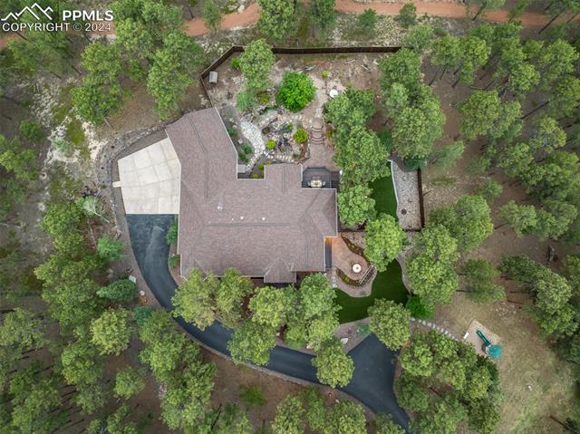 17532 Colonial Park Drive