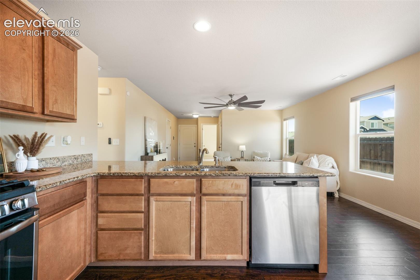 7704 Cruzer Heights