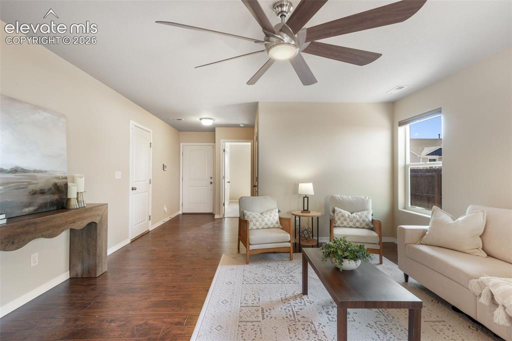 7704 Cruzer Heights