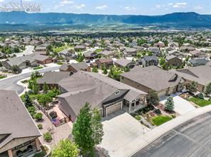 215 Kettle Valley Way