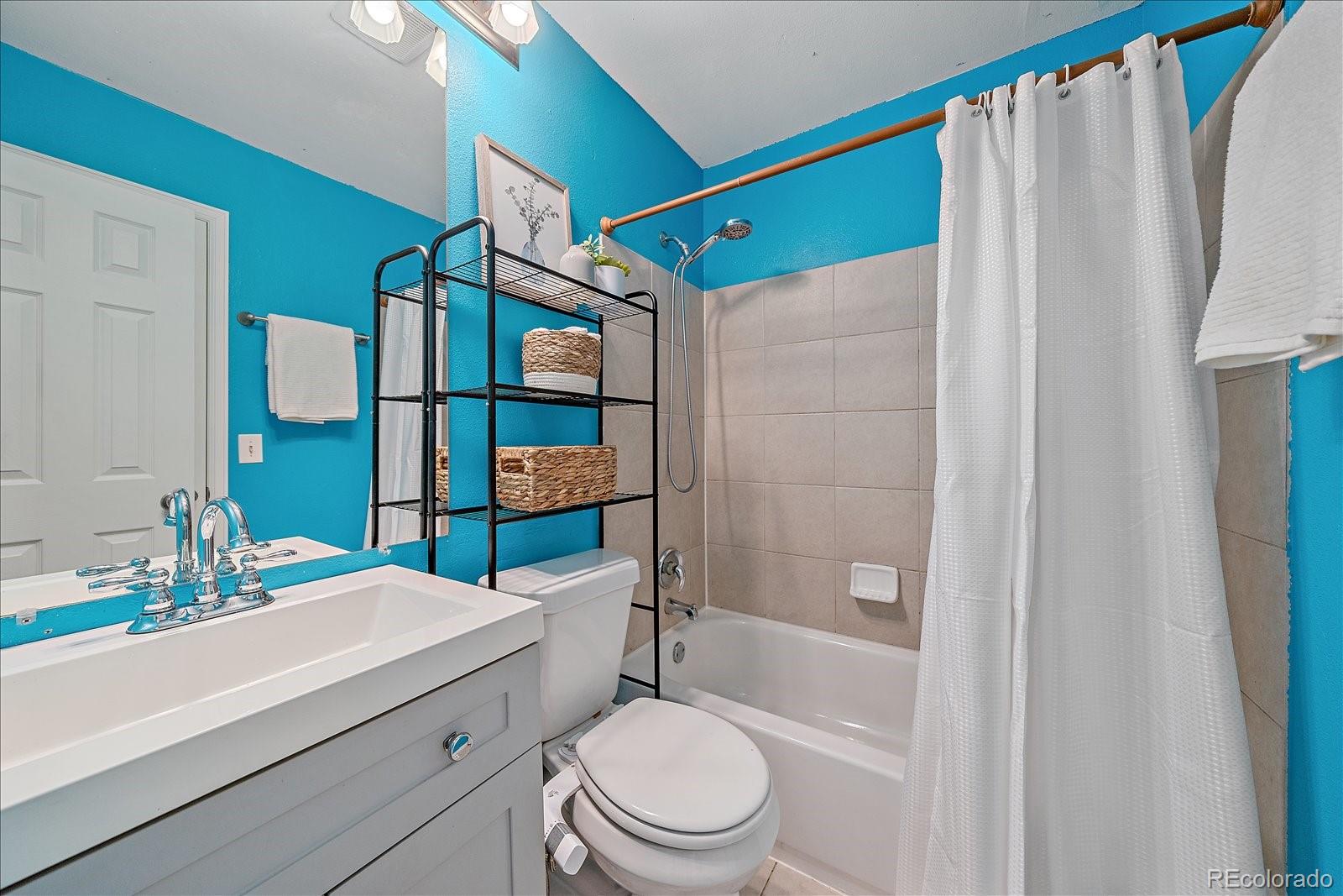 2262 S Jasper Way Unit: B
