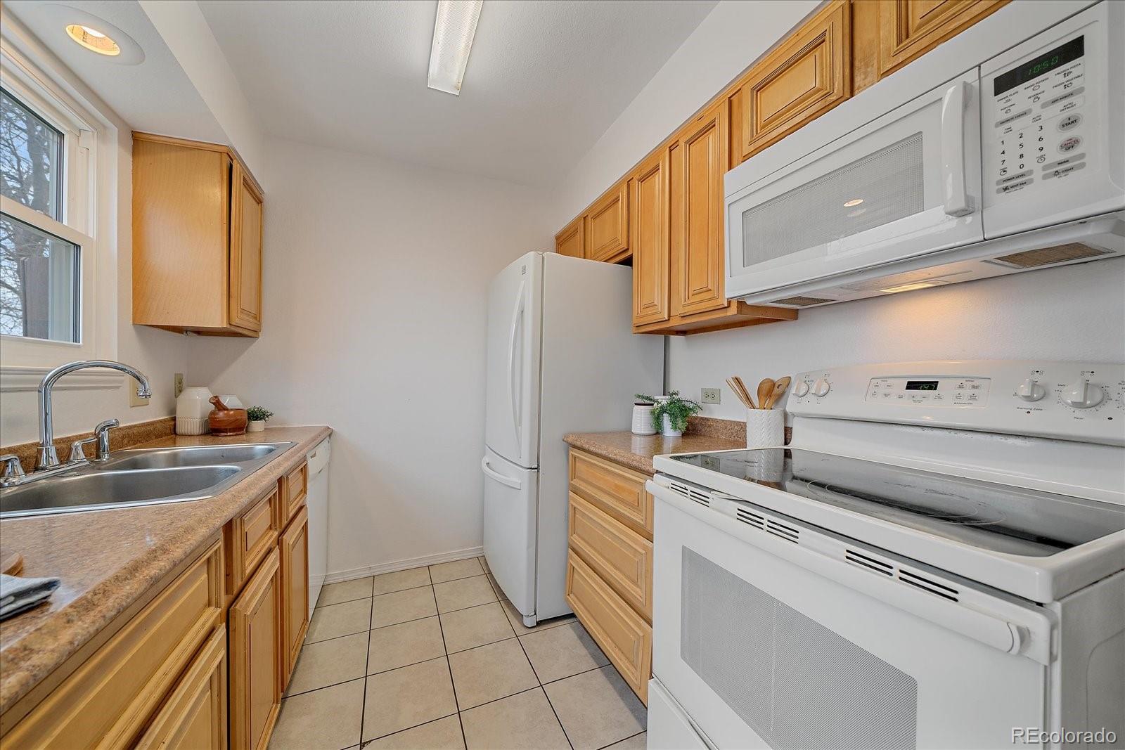 2262 S Jasper Way Unit: B