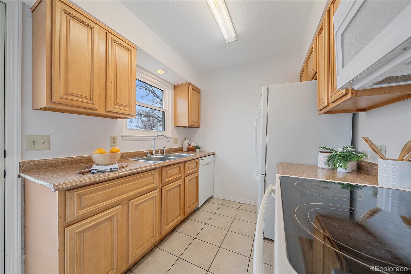 2262 S Jasper Way Unit: B