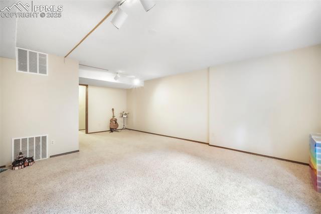 510 Silhouette Way