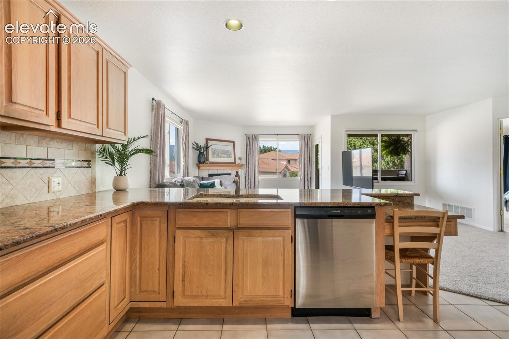 92 Luxury Lane