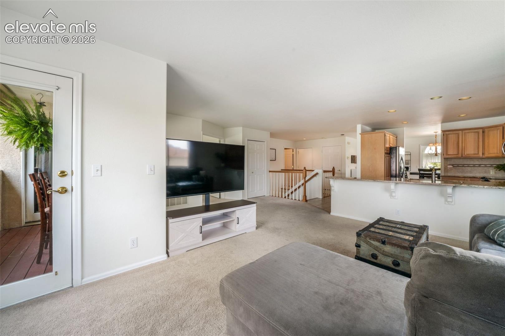 92 Luxury Lane
