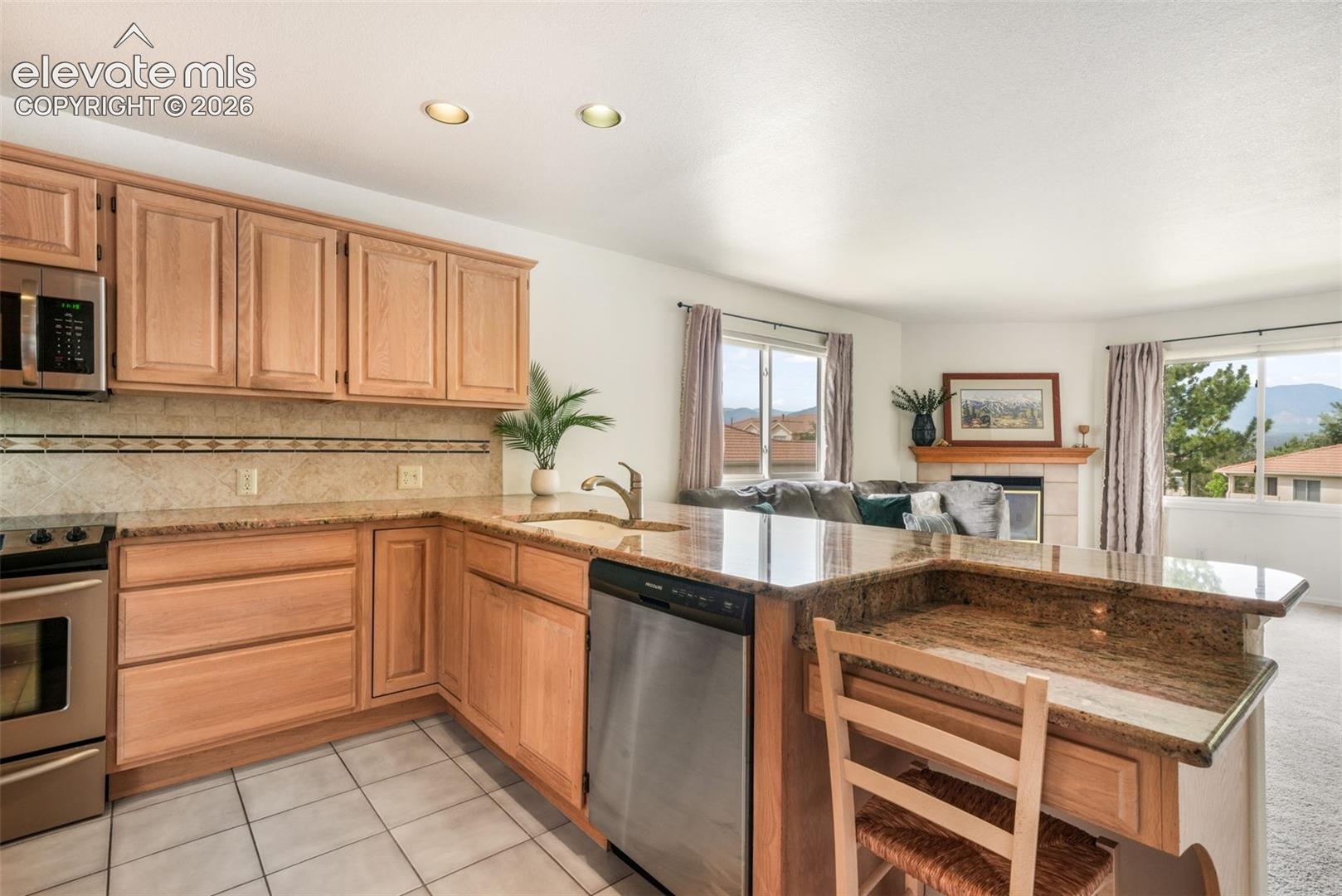 92 Luxury Lane