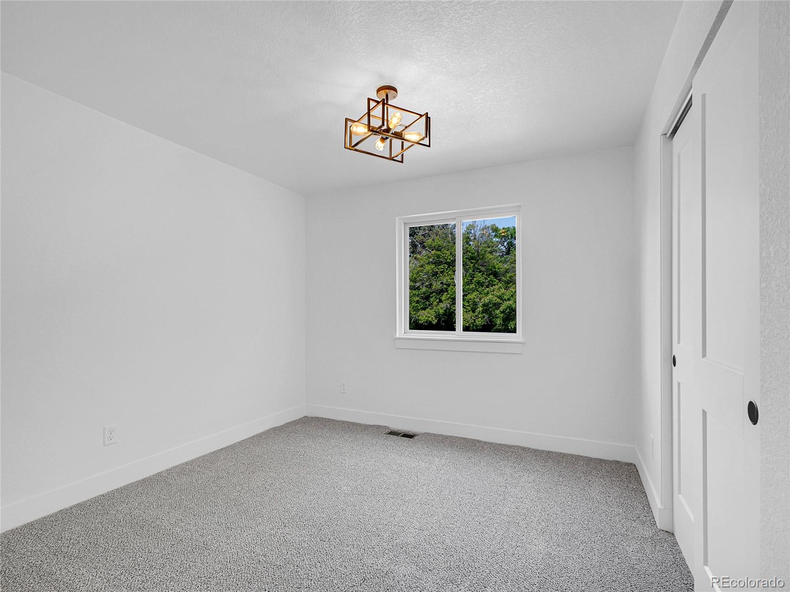 1517 S Elkhart Street