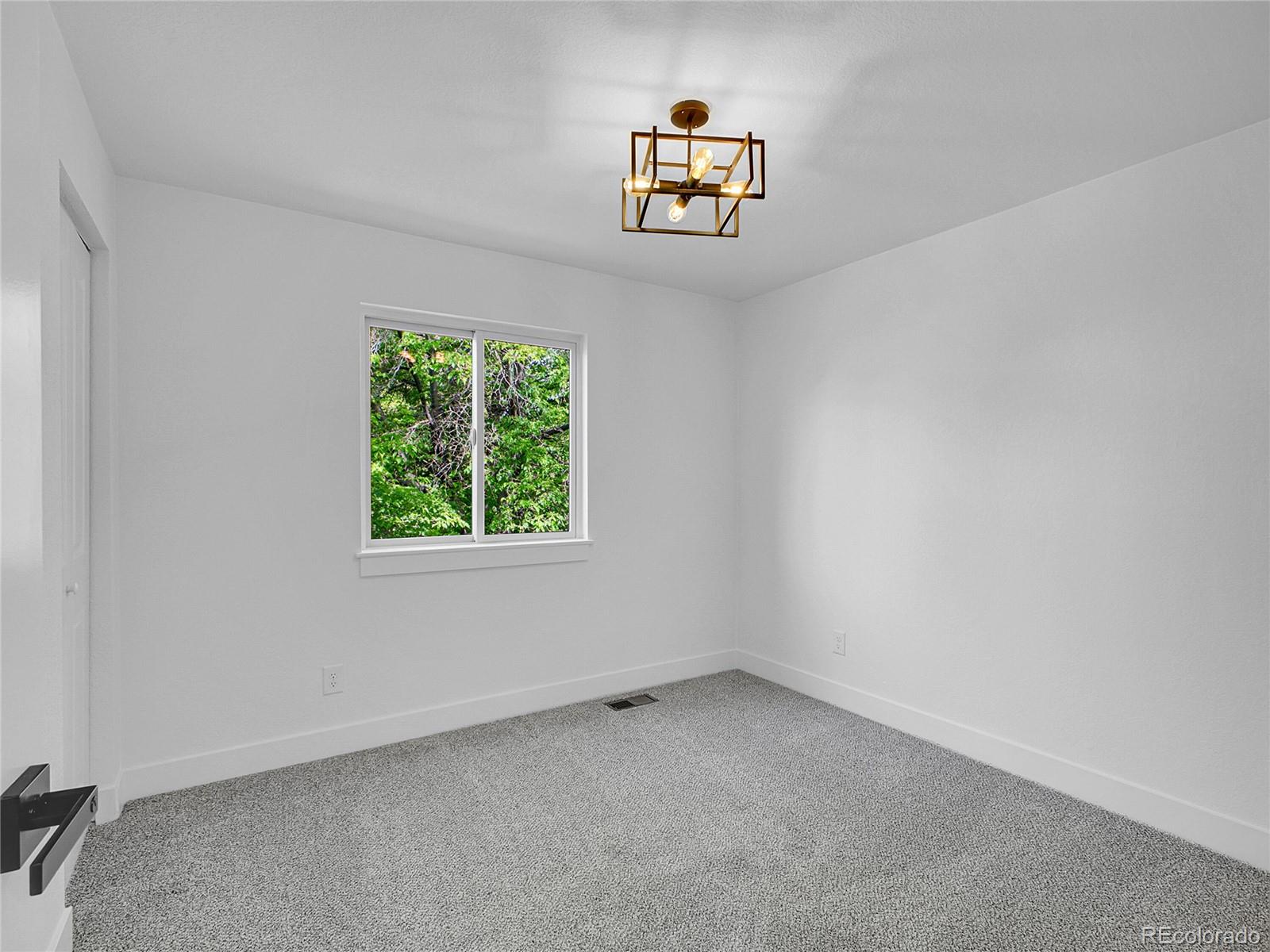 1517 S Elkhart Street