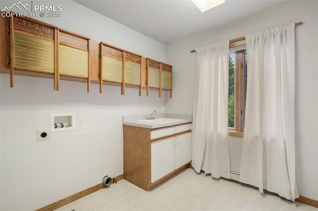 4735 Red Forest Road